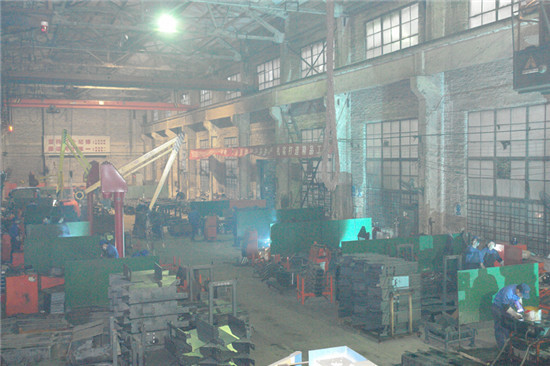 好(hǎo)運搬手工(gōng)焊接工(gōng)作(zuò)場(chǎng)地(dì)實景