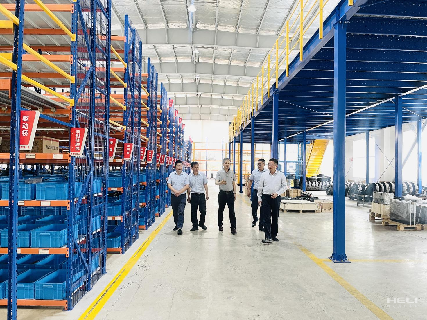 股份公司黨委副書(shū)記、董事(shì)鄧力深入上(shàng)海(hǎi)合力、江蘇合力調研指導工(gōng)作(zuò)